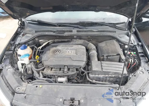 2014 Volkswagen Jetta 1.8T Se z USA, uszkodzony, nr VIN 3VWD07AJ9EM400366